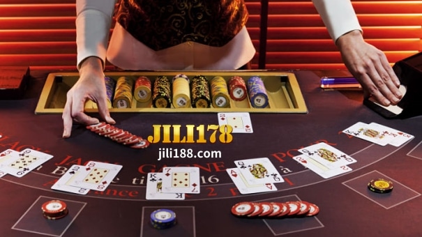 Ang Bluffing ay isang karaniwang taktika na ginagamit ng bawat manlalaro kapag naglalaro ng poker.